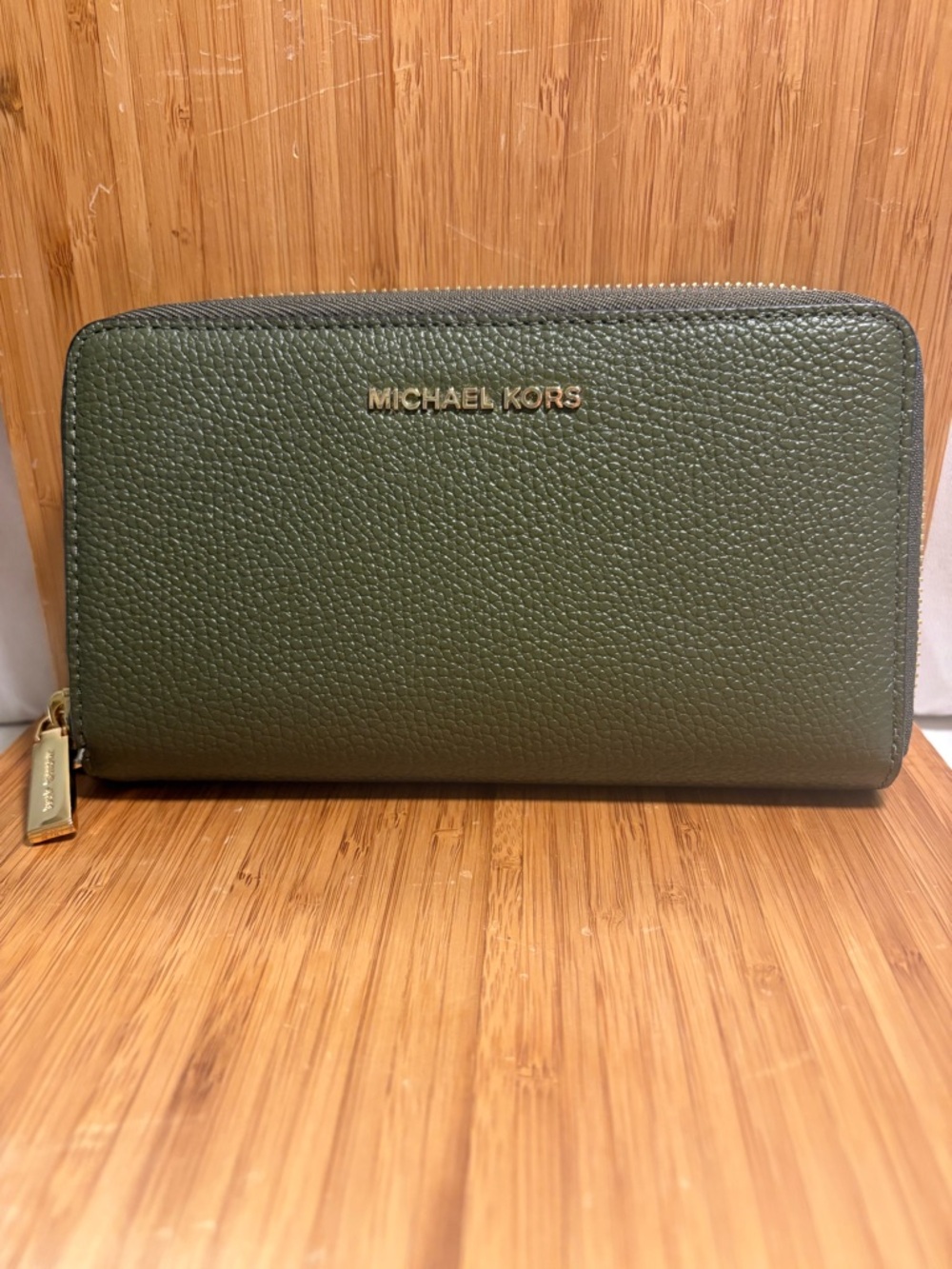 Michael Kors Jet Set Travel Continental Wallet-Green